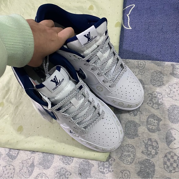 Nike Dunk Low x Louis Vuitton White and Blue Sneakers - Picture 11 of 14